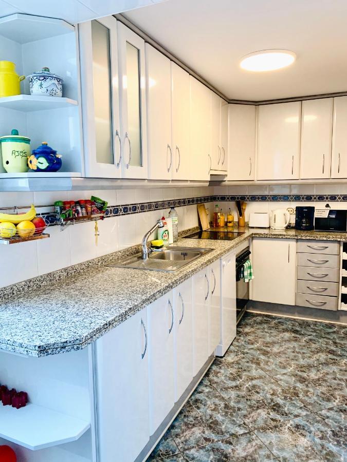 Very best flat just 800m Postiguet-Beach und Parking Alicante Exterior foto